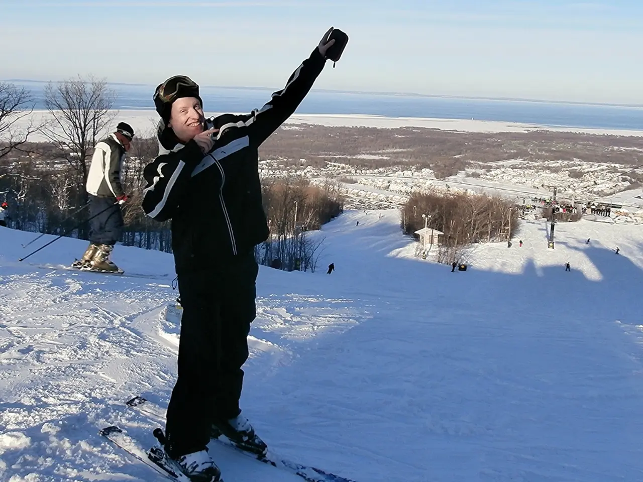 Symptoms, Treatments, and Transmission of Adenovirus Contamination