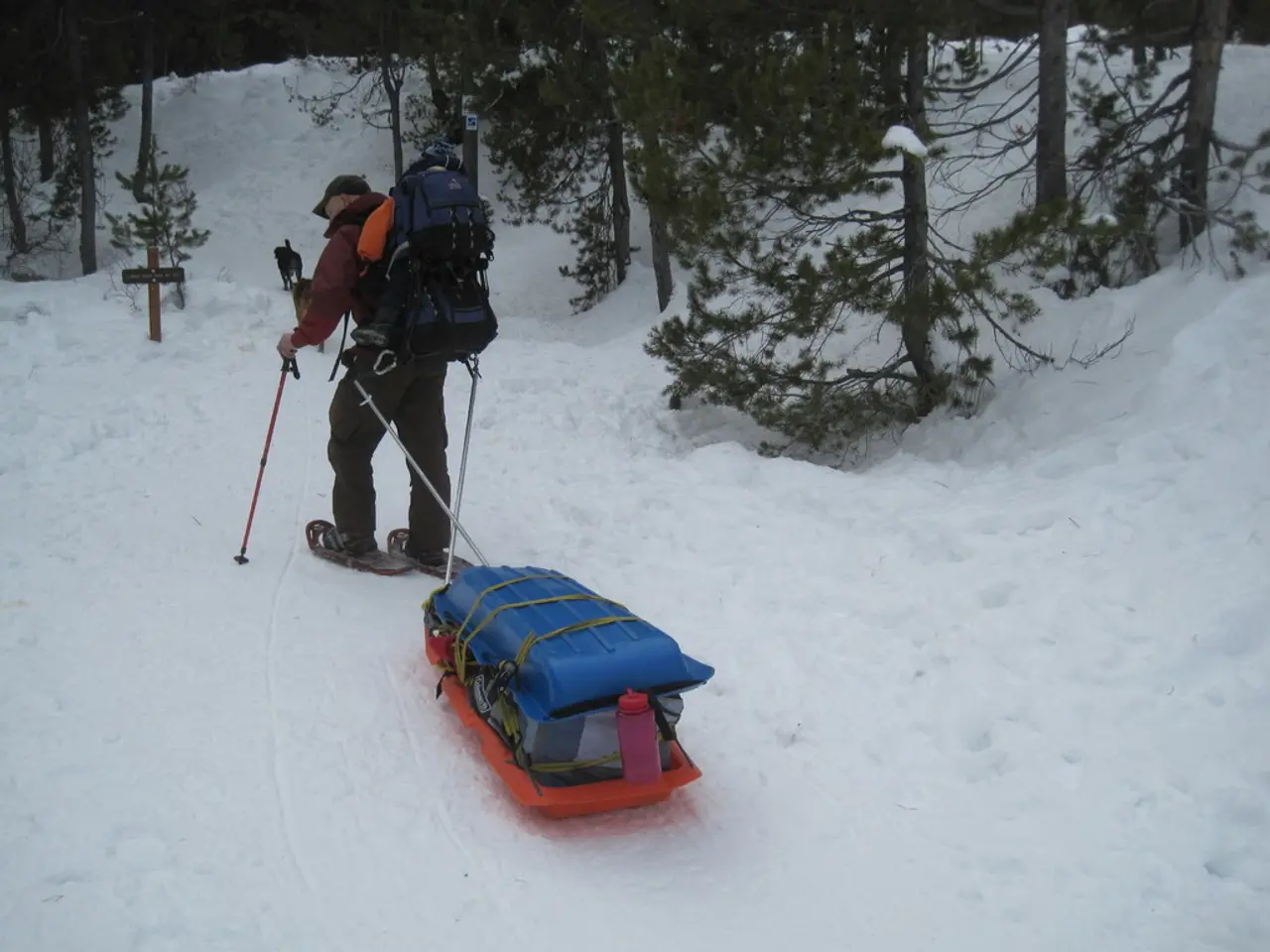 Travel essentials: Efficiently packing for your winter vacation journey in a single carry-on...