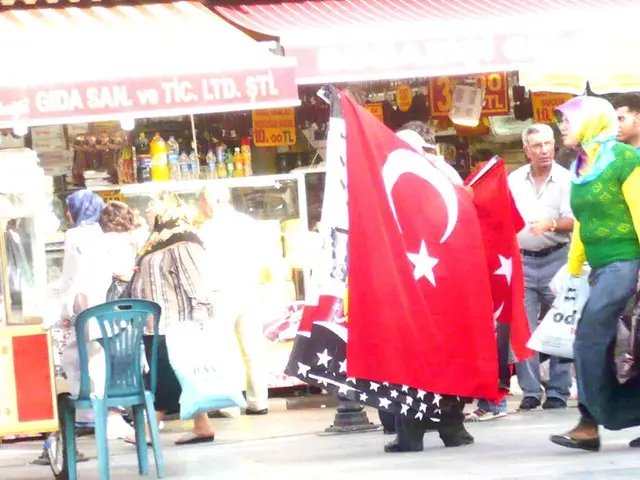 Solo travel pique your interest? Tips from Tracee Ellis Ross that are definitely worth...